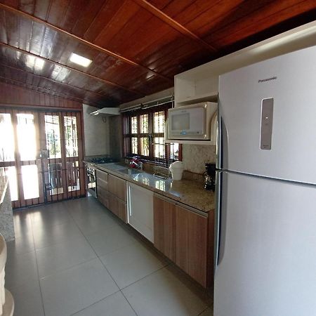 Moreira Casa Com Churrasqueira E Ar-Condicionado Ubatuba Kültér fotó