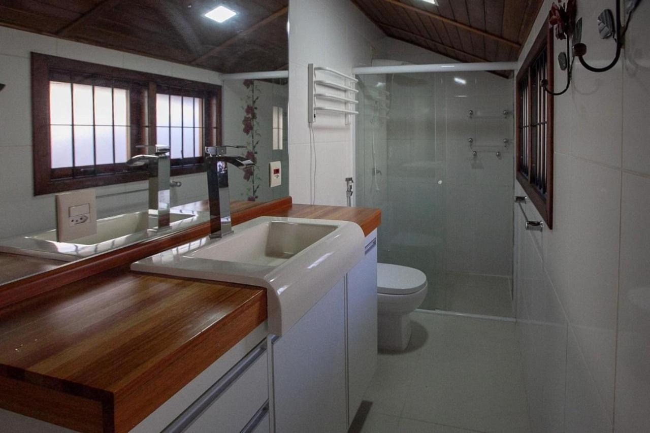 Moreira Casa Com Churrasqueira E Ar-Condicionado Ubatuba Kültér fotó